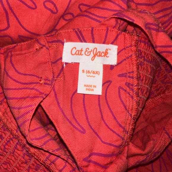 Red Leaf Pattern Romper - Picture 4 of 5